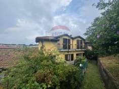 Foto Casa indipendente in vendita a Gavirate