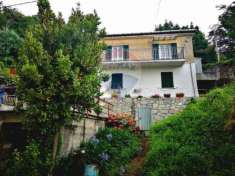 Foto Casa indipendente in vendita a Genova - 10 locali 200mq
