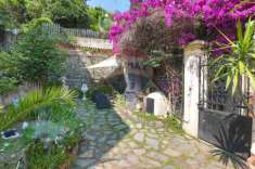 Foto Casa indipendente in vendita a Genova