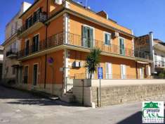 Foto Casa indipendente in vendita a Giarratana