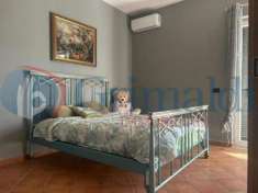 Foto Casa indipendente in vendita a Giugliano In Campania - 5 locali 300mq