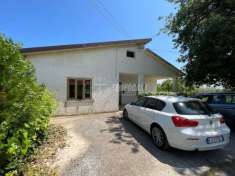 Foto Casa indipendente in vendita a Giuliano Teatino