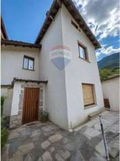 Foto Casa indipendente in vendita a Gordona - 7 locali 187mq
