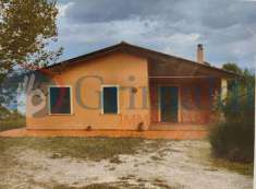 Foto Casa indipendente in vendita a Gualdo Cattaneo