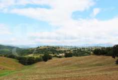Foto Casa indipendente in vendita a Gualdo Tadino - 5 locali 400mq