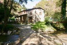 Foto Casa indipendente in vendita a Gubbio - 5 locali 200mq