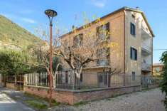 Foto Casa indipendente in vendita a Gubbio