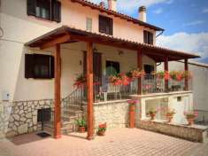 Foto Casa indipendente in vendita a Introdacqua