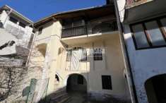 Foto Casa indipendente in vendita a Issiglio