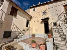 Foto Casa indipendente in vendita a L'Aquila