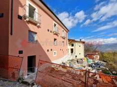 Foto Casa indipendente in vendita a L'Aquila