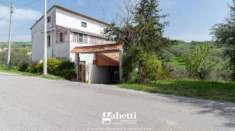 Foto Casa indipendente in vendita a Lanciano - 4 locali 150mq