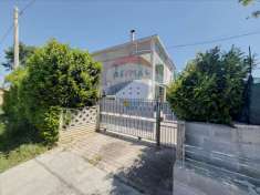 Foto Casa indipendente in vendita a Lanciano
