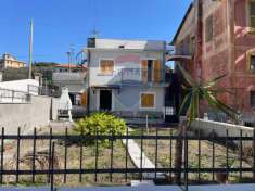 Foto Casa indipendente in vendita a Lavagna