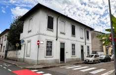 Foto Casa indipendente in Vendita a Legnano