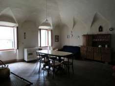 Foto Casa indipendente in vendita a Lezzeno - 1 locale 250mq