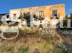 Foto Casa indipendente in vendita a Lipari