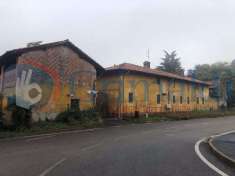 Foto Casa indipendente in vendita a Locate Di Triulzi