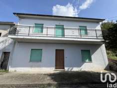 Foto Casa indipendente in vendita a Longobardi