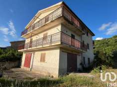 Foto Casa indipendente in vendita a Longobardi