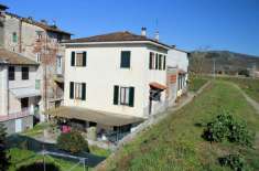 Foto Casa indipendente in vendita a Lucca