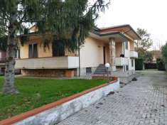 Foto Casa indipendente in Vendita a Lucca Via della Torre