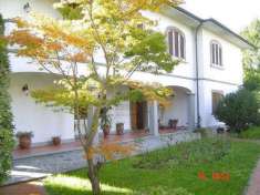 Foto Casa indipendente in Vendita a Lucca Via Nicola Farnesi