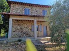 Foto Casa indipendente in vendita a Lucignano