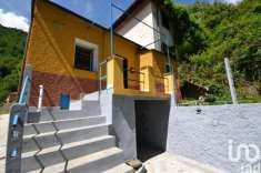 Foto Casa indipendente in vendita a Lumarzo