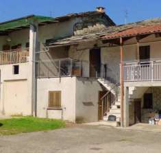 Foto Casa indipendente in vendita a Luserna San Giovanni