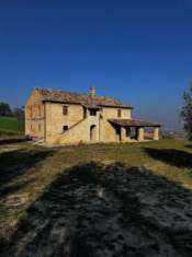 Foto Casa indipendente in vendita a Magliano Di Tenna