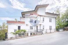 Foto Casa indipendente in vendita a Manoppello