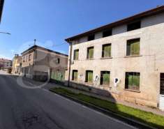 Foto Casa indipendente in vendita a Marano Vicentino