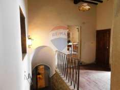 Foto Casa indipendente in vendita a Massa E Cozzile