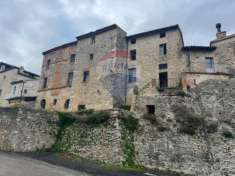 Foto Casa indipendente in vendita a Massa Martana - 5 locali 204mq