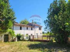 Foto Casa indipendente in vendita a Mergo - 9 locali 160mq