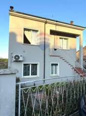 Foto Casa indipendente in vendita a Mezzanino