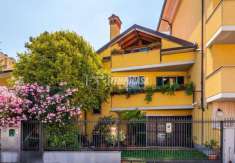 Foto Casa indipendente in vendita a Milano