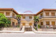 Foto Casa Indipendente in vendita a Militello in Val di Catania