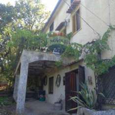 Foto Casa indipendente in vendita a Minturno - 6 locali 229mq