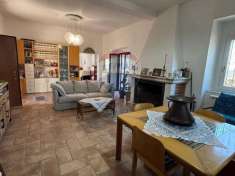 Foto Casa indipendente in vendita a Minturno
