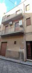 Foto Casa indipendente in vendita a Mirabella Imbaccari - 9 locali 249mq