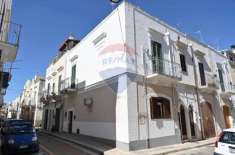 Foto Casa indipendente in vendita a Mola Di Bari