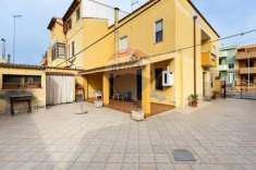 Foto Casa indipendente in vendita a Monserrato - 5 locali 180mq