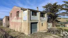 Foto Casa indipendente in vendita a Montalto Delle Marche