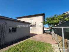 Foto Casa indipendente in vendita a Montecalvo In Foglia