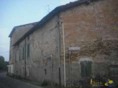 Foto Casa indipendente in vendita a Montecchio Emilia