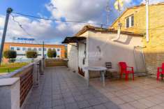 Foto Casa indipendente in vendita a Montecosaro