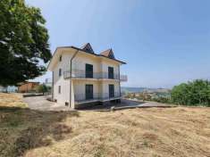 Foto Casa indipendente in vendita a Montefalcione