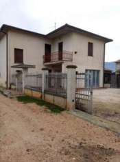 Foto Casa indipendente in vendita a Montefalco - 7 locali 245mq